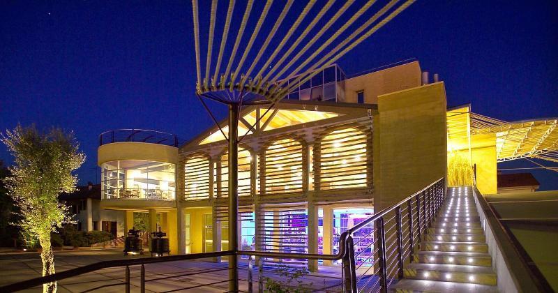 Albergo Cantine Ascheri Bra Exterior foto